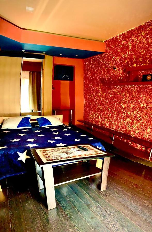 One-Bedroom Apartment On Gagarina Charkiv Esterno foto